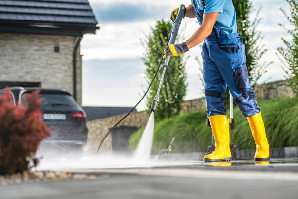 Professional Pressure Washing Services in West Simsbury, CT